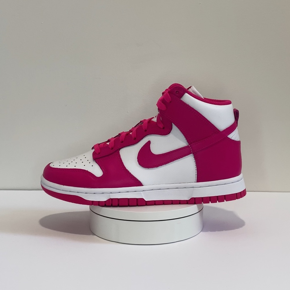 ⭐️ Nike Dunk High shoes (White/Pink Prime)